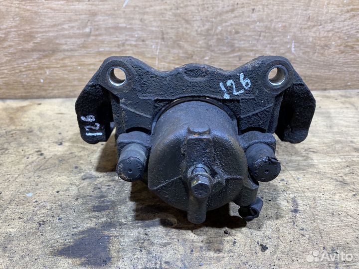 Суппорт передний левый Opel Astra H S126