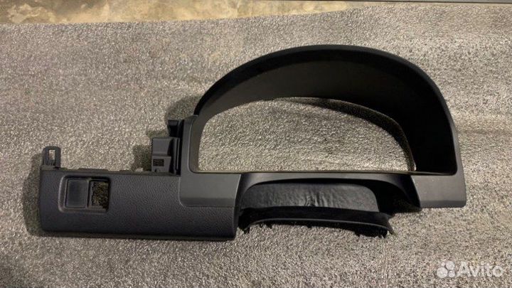 Накладка центральной консоли Toyota Camry V55