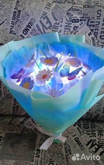 Светящийся букет с бабочками