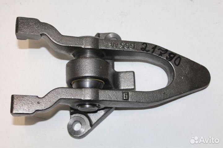 Вилка сцепление зф камаз 65115. Вилка сцепления камаз 6520 кпп zf. Вилка выключения сцепления zf 1315. 16. 017.