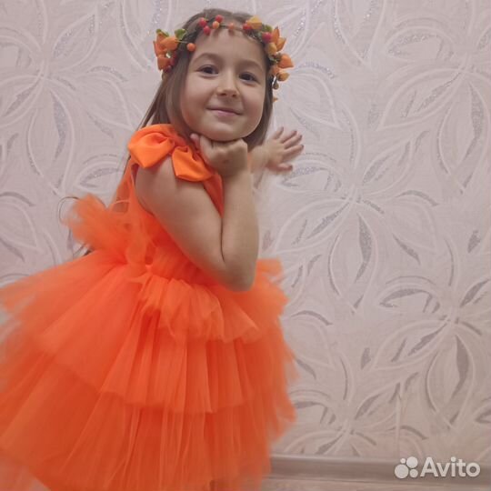 Неоновое оранжевое платье 116-122