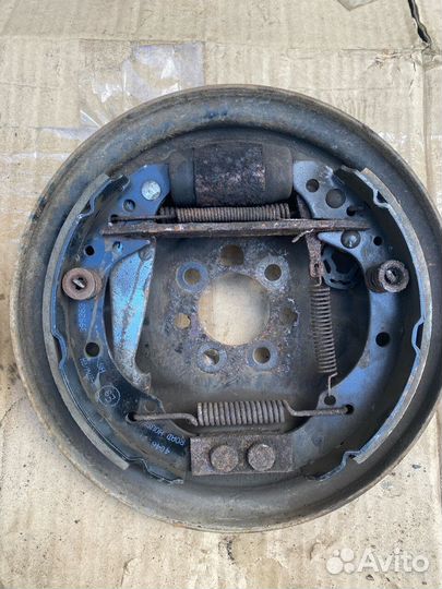 Щит топорный задний Skoda Fabia 2