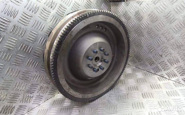 Маховик Nissan Navara