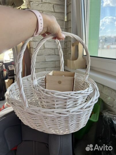 Плетенные корзины подарочные