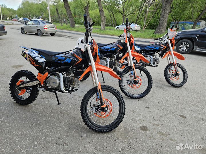 Питбайк Regulmoto spitfire 17/14