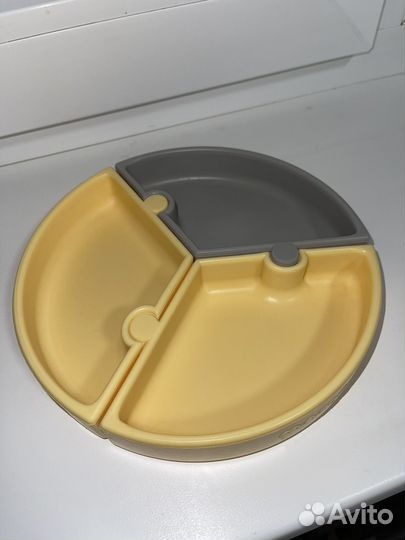 Силиконовая тарелка на присоске minikoioi