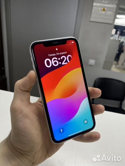 iPhone Xr, 64 ГБ