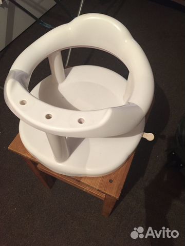 Стульчик для купания в ванной