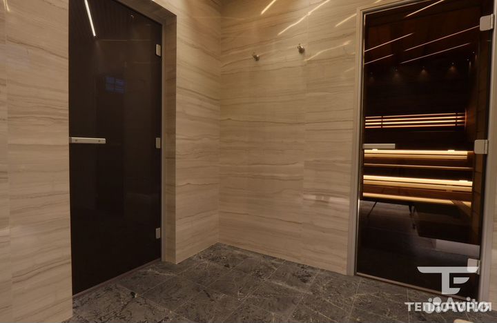 Дверь стеклянная 