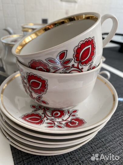 Фарфоровый сервиз