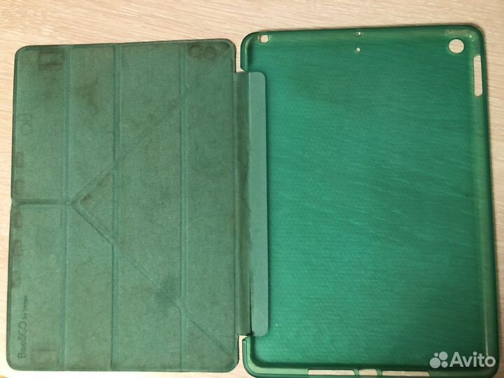 Чехол на iPad 7