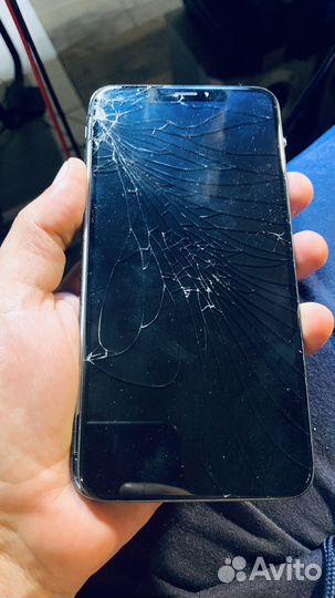 Дисплей на iPhone XS Max под восстановление
