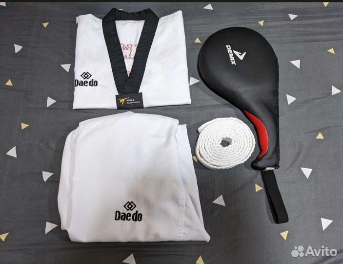 Форма(добок) для тхэквандо 160см с лапой