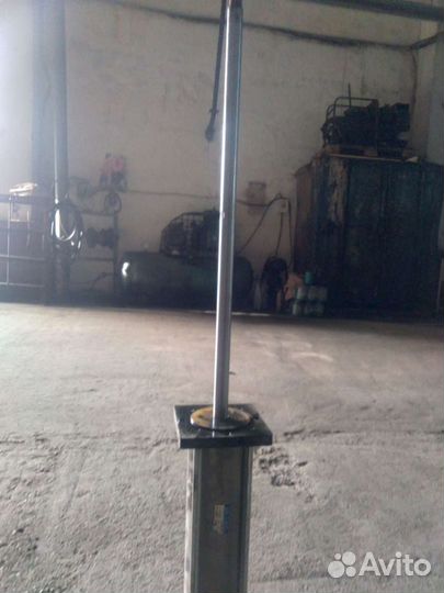 Продам пневмоцилиндр