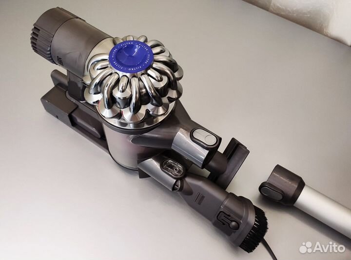Пылесос Dyson DC62 (V6) - Аккумулятор - 24 мин