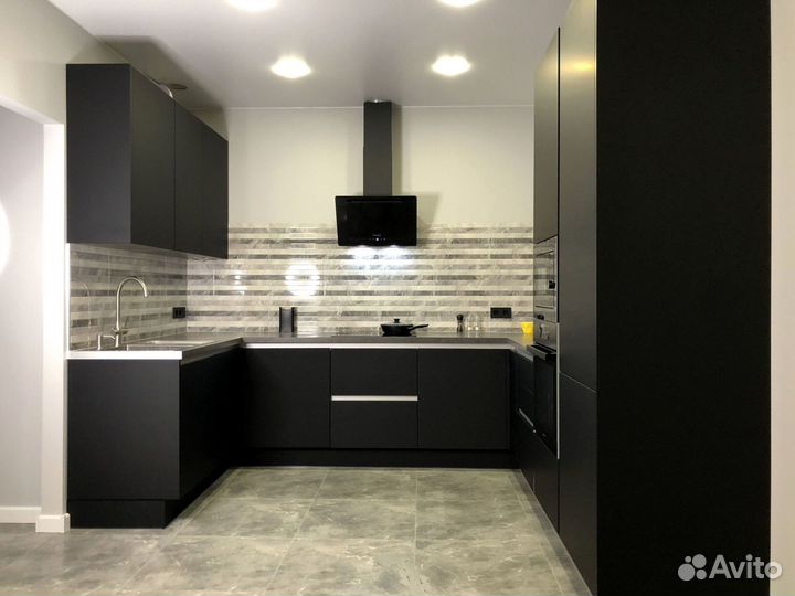 Кухня современная на заказ. Доставка и сборк