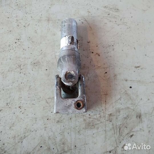 Карданчик рулевой колонки Сааб 9-5