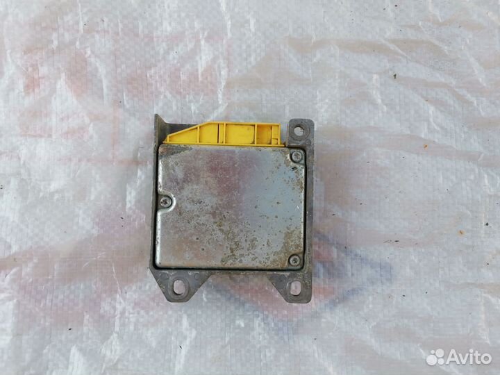 Блок управления AIR BAG Kia RIO 1