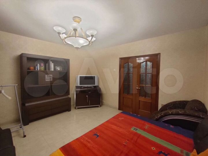 Комната 17 м² в 3-к., 5/14 эт.