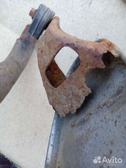 Банка задняя Mitsubishi Space Star 2002