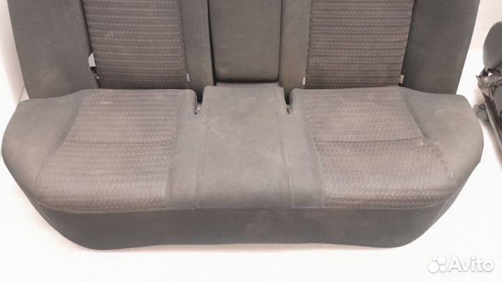 Сиденья комплект Toyota Corolla E150 1zrfe 2007