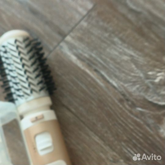 Фен щетка вращающаяся rowenta