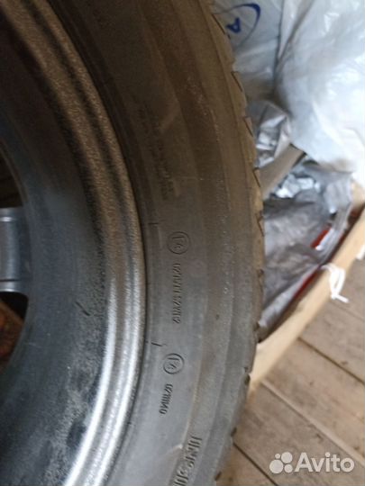 Bridgestone Turanza T005 215/55 R17 94