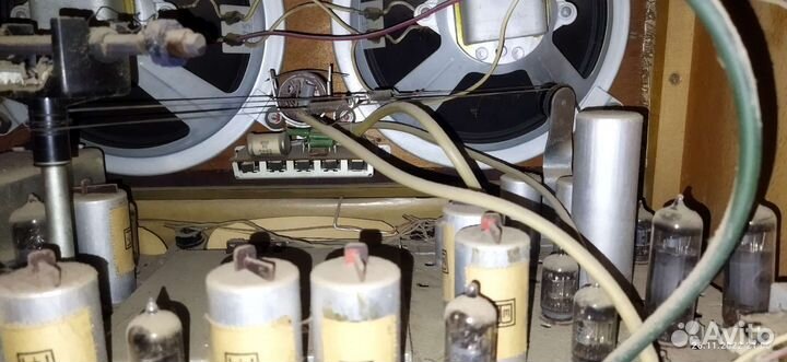 Радиола эстония 2