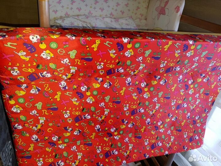 Пеленальный столик на кроватку