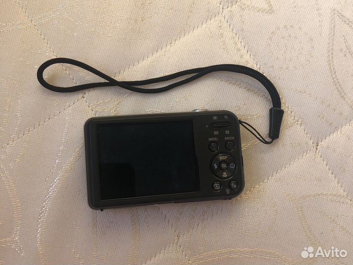 Компактный фотоаппарат