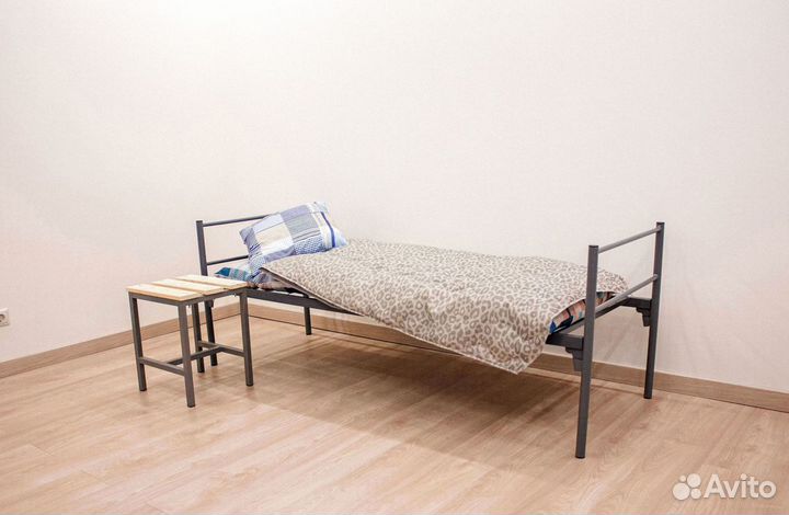 Кровать металлическая для рабочих