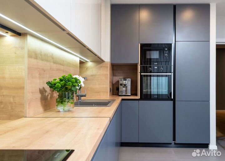 Кухня в потолок на заказ в Севастополе