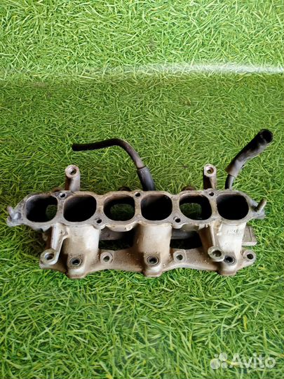 Коллектор впускной нижняя часть Митсубиси Диамант