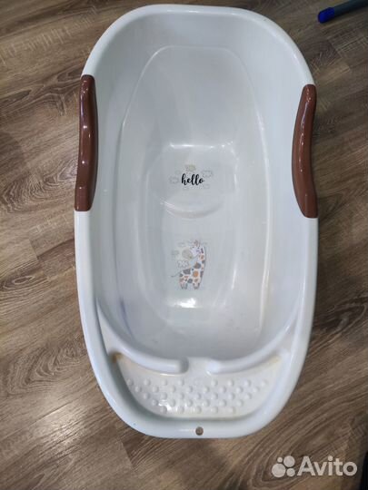 Ванночка для купания новорожденного