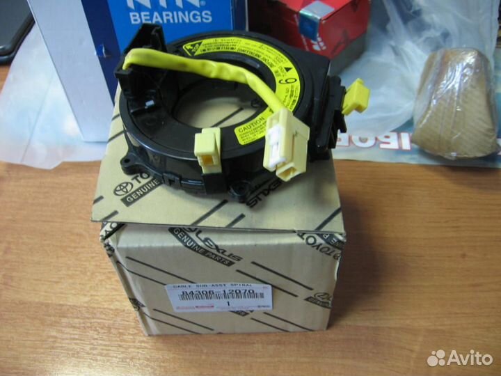 Шлейф под рулевой toyota ST215, SXM10 caldina Toka