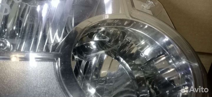 Фара правая галоген Discovery 3