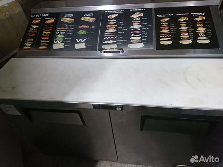 Преп-стол для сбора сэндвичей True tssu-48-12