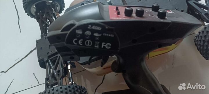 Полноуправляемая полноприводна Himoto zmotoz3 4WD