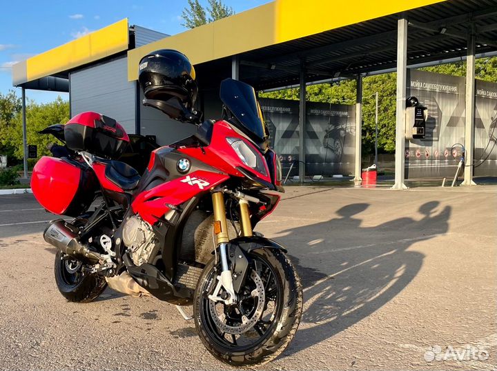 BMW S1000XR