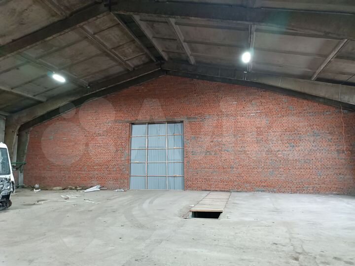 Склад, 390 м²