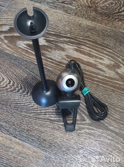 Веб-камера Logitech V-UBB39