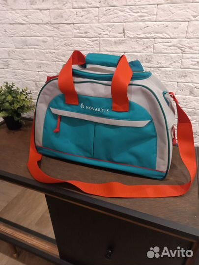 Спортивная дорожная сумка