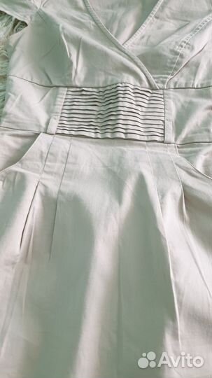 Платье женское xs бежевое