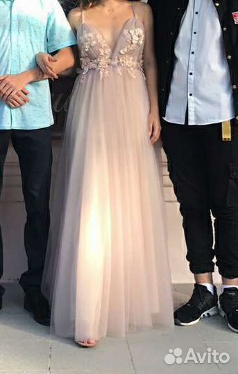 Платье вечернее