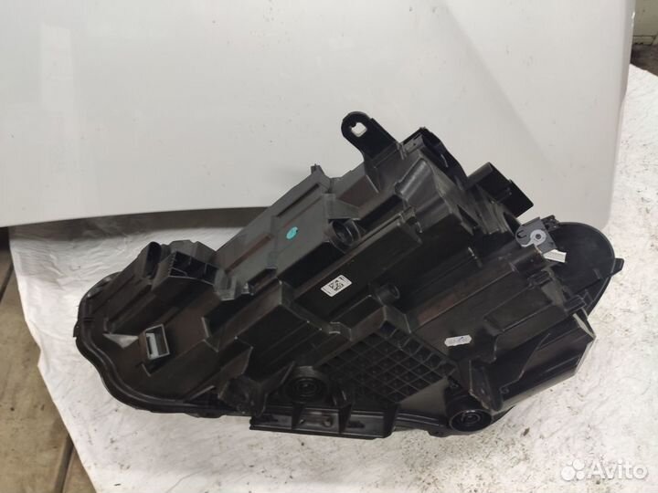 Фара правая Bmw x1 F48 led adaptive