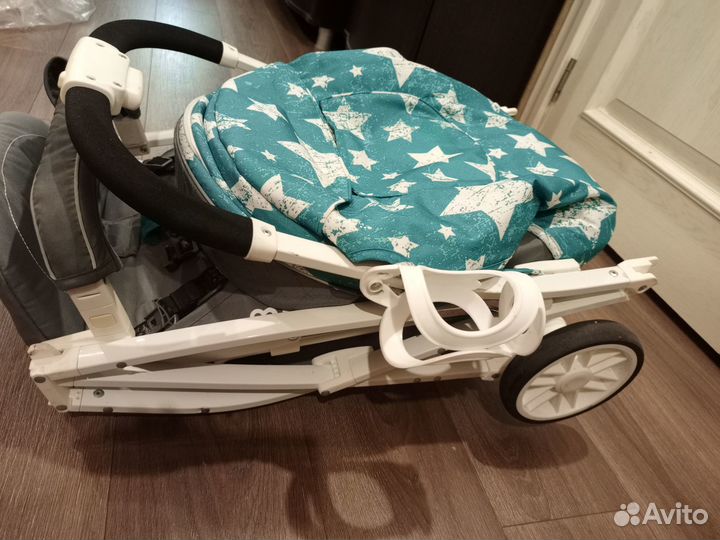 Продается детская прогулочная коляска