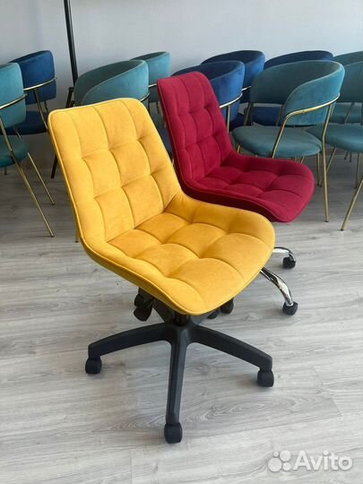 Стул компьютерный велюр