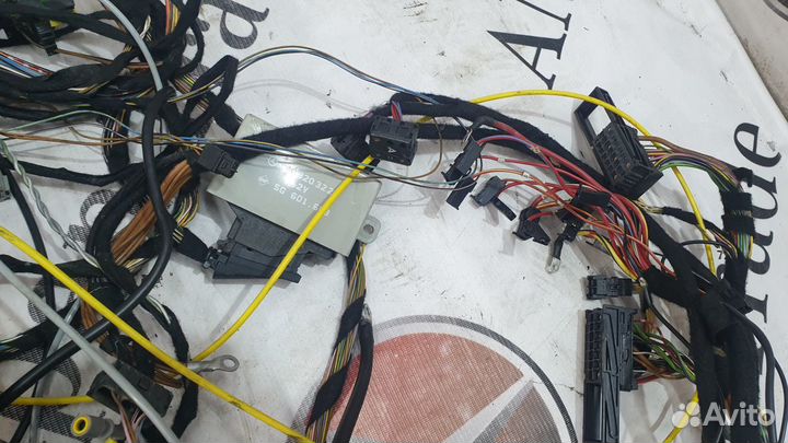 Проводка салона на Mercedes-Benz W140 CL Япония