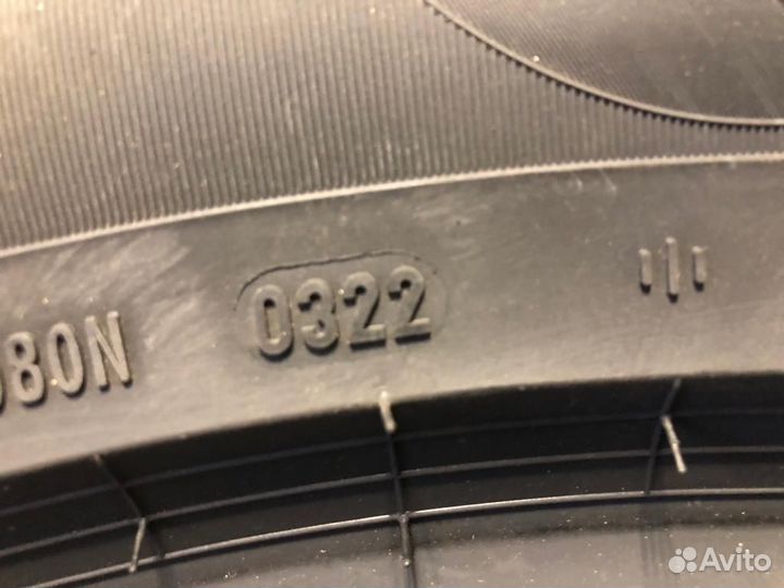 Pirelli Scorpion Winter 325/40 R22 114V