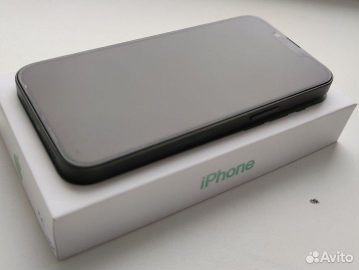iPhone 13, 256 ГБ